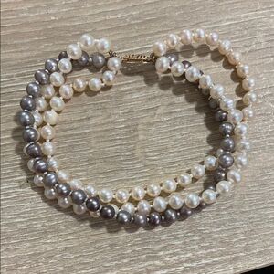 Vintage Elegant Pearl Bracelet with 14k Clasp